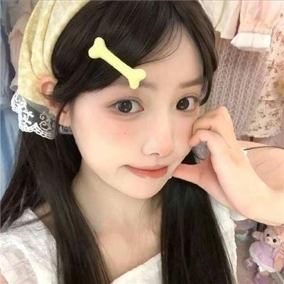 夜色中的她